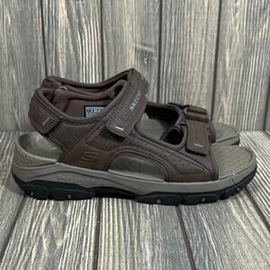 Skechers Men Tresmen Garo Relaxed Fit Luxe Foam Sandals Gorpcore Hiking Sz 7